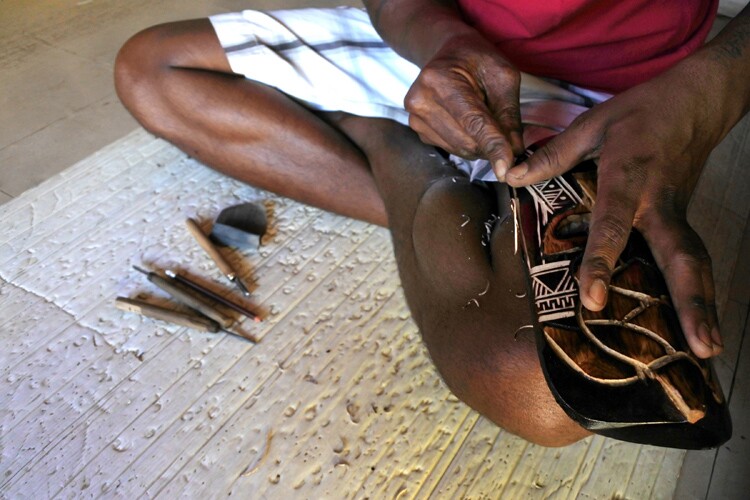 fijian wood carving