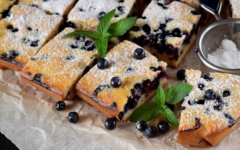 mustikkapiirakka, a traditional finnish dessert.