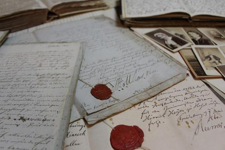 Documents.jpg